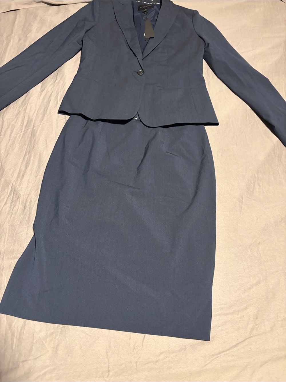 Banana Republic Navy Tailored Blazer and Skirt Set s-2 skirt s-0 jacket